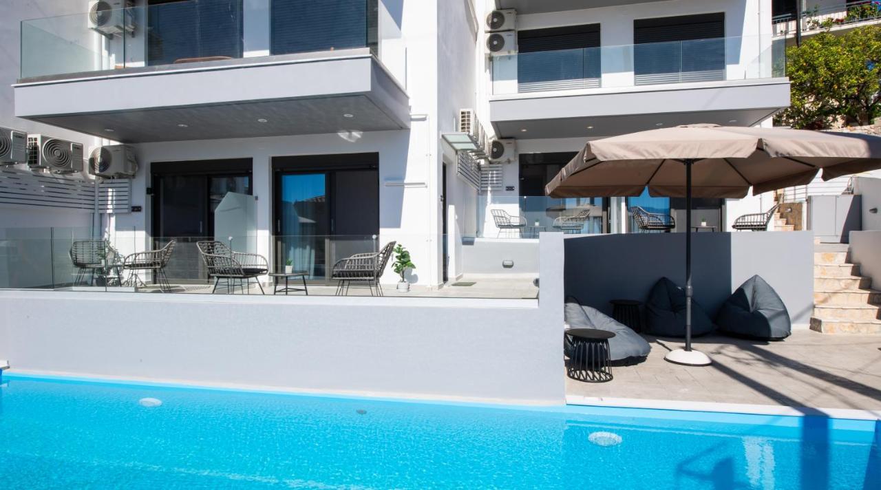 Clelia'S And Dione'S Design Studios Swimming Pool Nikiana Eksteriør billede